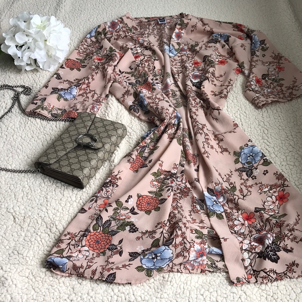 Kimono !!!👘 - Picture 2 of 4